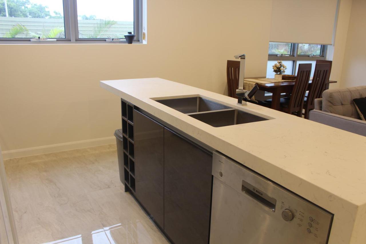 Serenity Surfers Paradise Apartment *