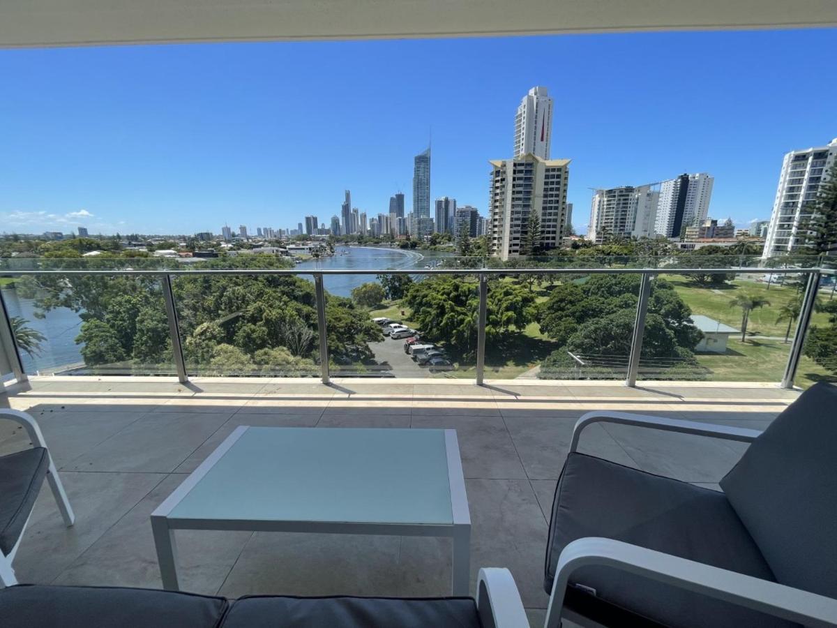 Serenity Surfers Paradise * Gold Coast